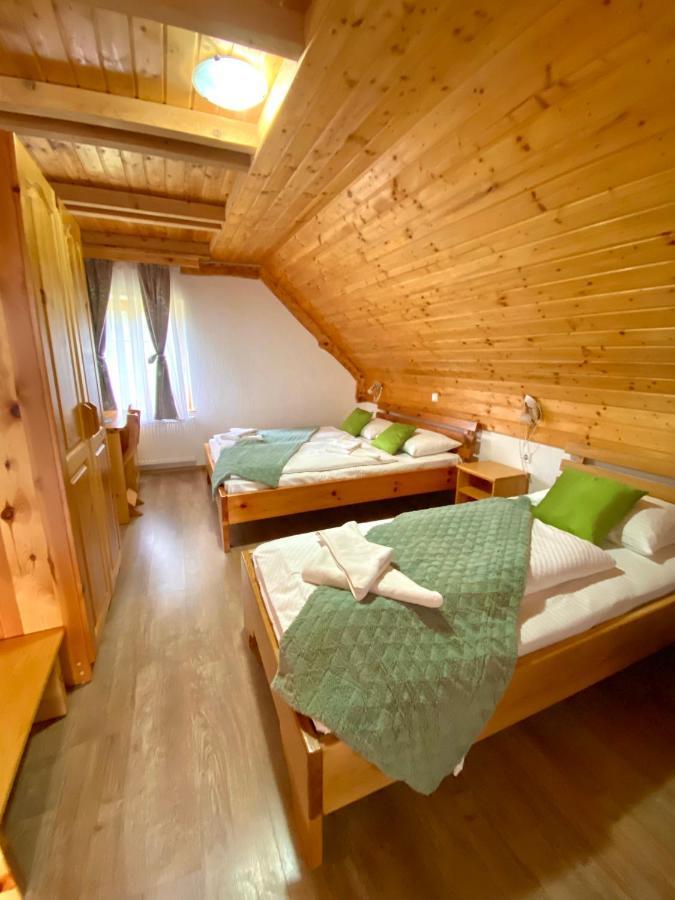 Guest House Plitvice Waterfall พลิตวิชกา เยเซรา ภายนอก รูปภาพ