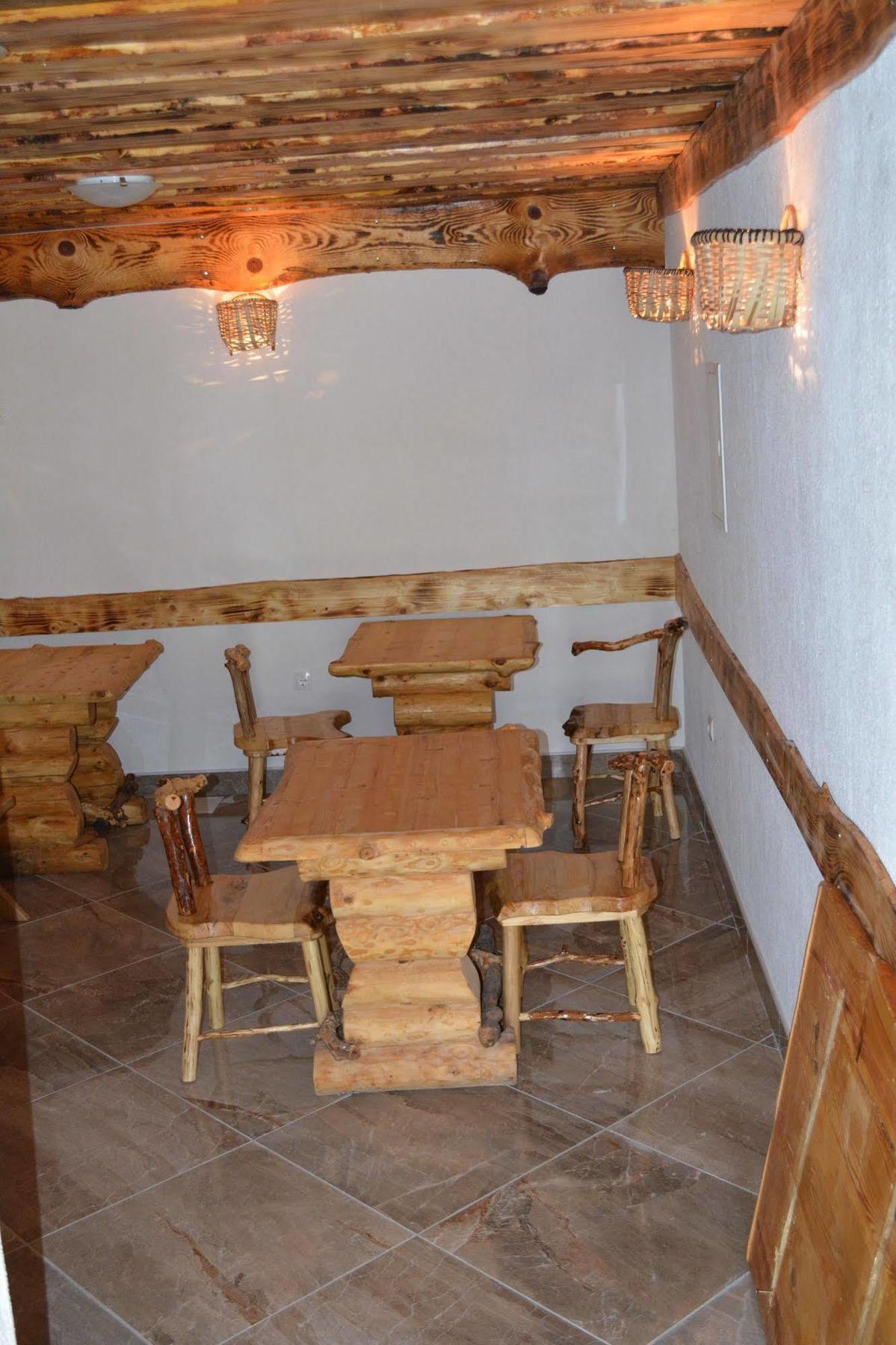 Guest House Plitvice Waterfall พลิตวิชกา เยเซรา ภายนอก รูปภาพ